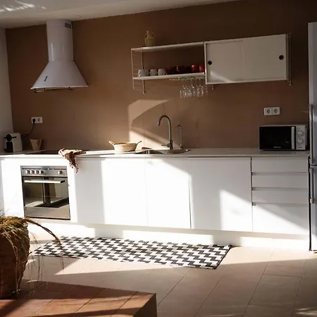 Casa2patis * El Poble Nou del Delta